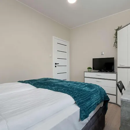 Appartamento Modern With Parking And Balcony By Renters *