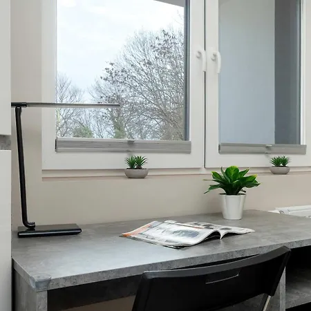Appartamento Modern With Parking And Balcony By Renters *